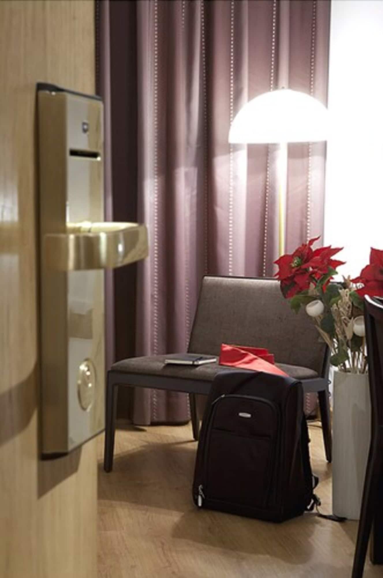 Hostal Carlos III Getafe Exterior foto